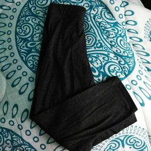 PINK Cropped Leggings